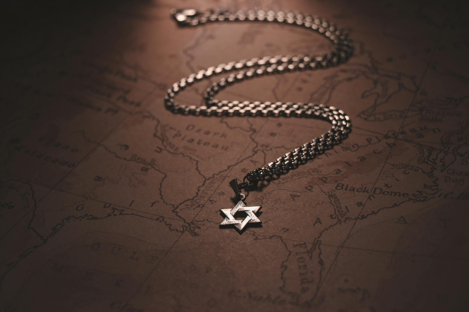 close up of the star of david necklace